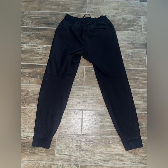 Lululemon Men’s ABC Jogger Warpstreme black - Picture 2 of 3